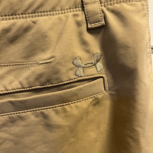 Under Armour Loose Fit Pants - Picture 3 of 5
